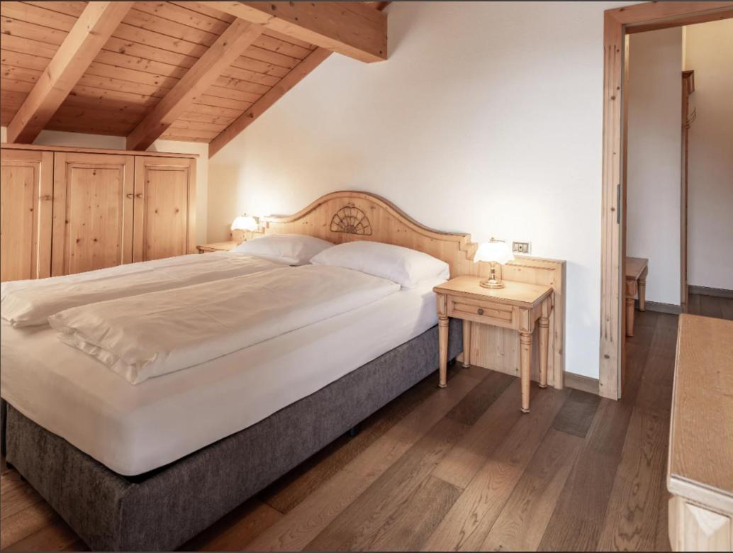 Hotel Bad Waldbrunn 몽구엘포 외부 사진